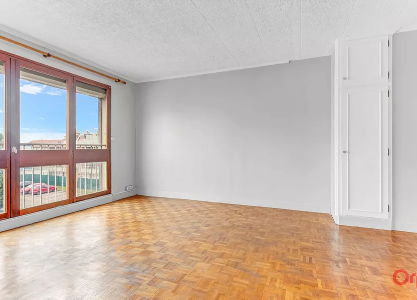 Appartement Résidence de la Croix Blanche à Chilly-Mazarin