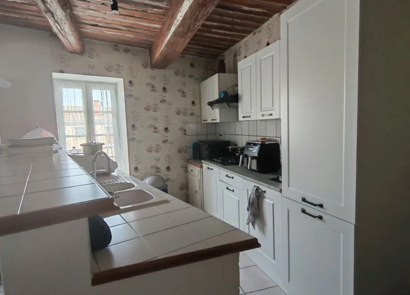 Appartement Avenue Frédéric Mistral à Rochefort-du-Gard