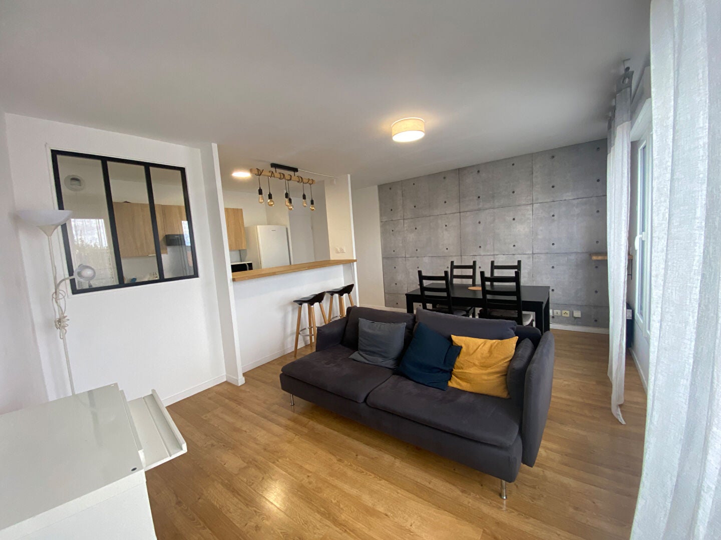 Flat Place Henri Deudon in Athis-Mons