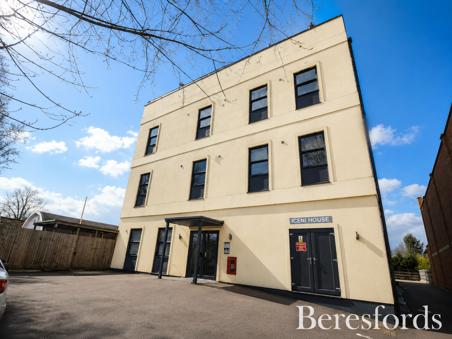 Flat Newland Street in Witham