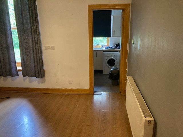 Flat Victoria Road in Falkirk