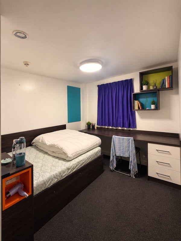 Room Stepney Lane in Newcastle upon Tyne