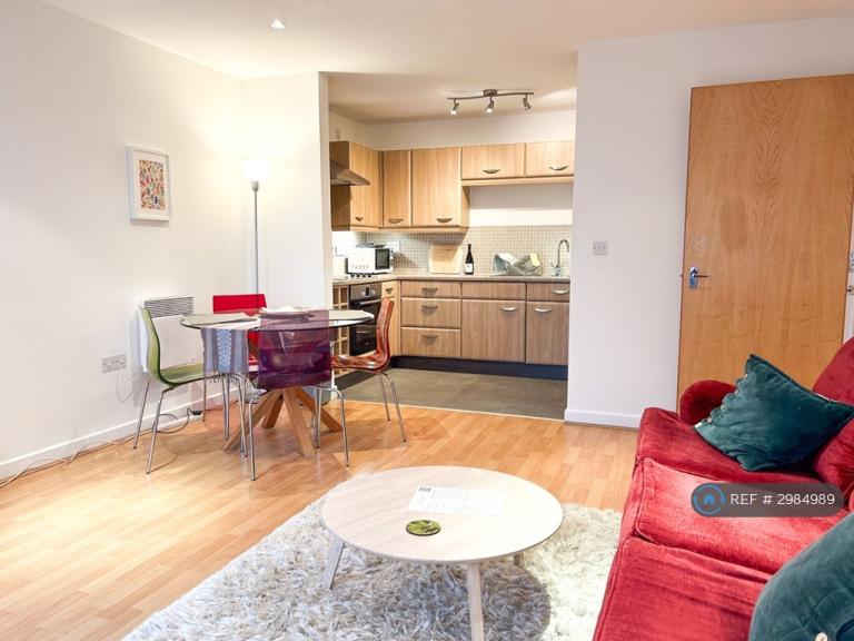 Flat Rustat Avenue in Cambridge