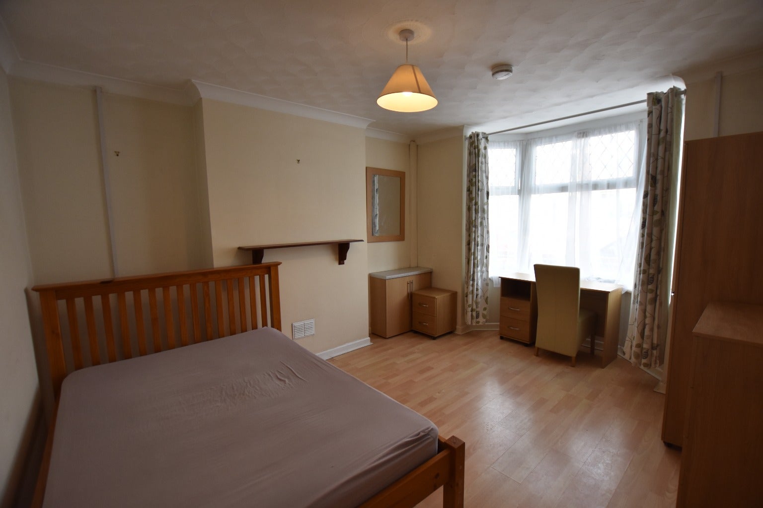 Room Granville Street in Peterborough
