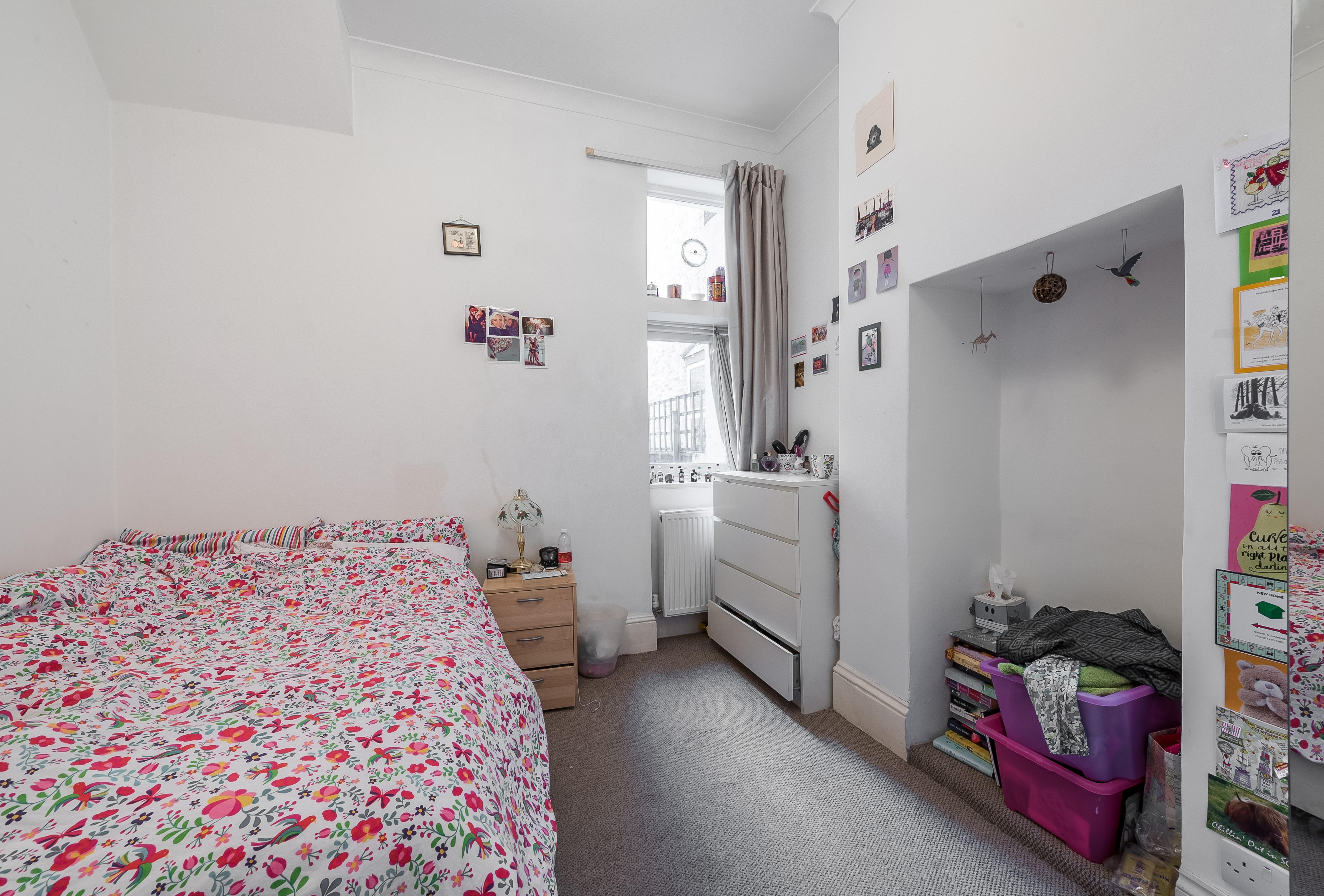 Flat Handforth Road in Greater London