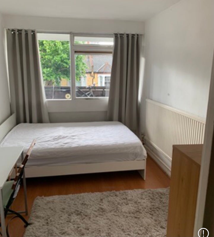 Room John Ruskin Street in Greater London