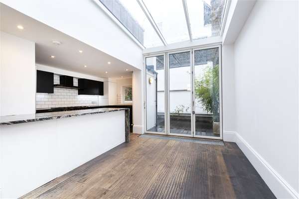 House Mildmay Grove North in Greater London