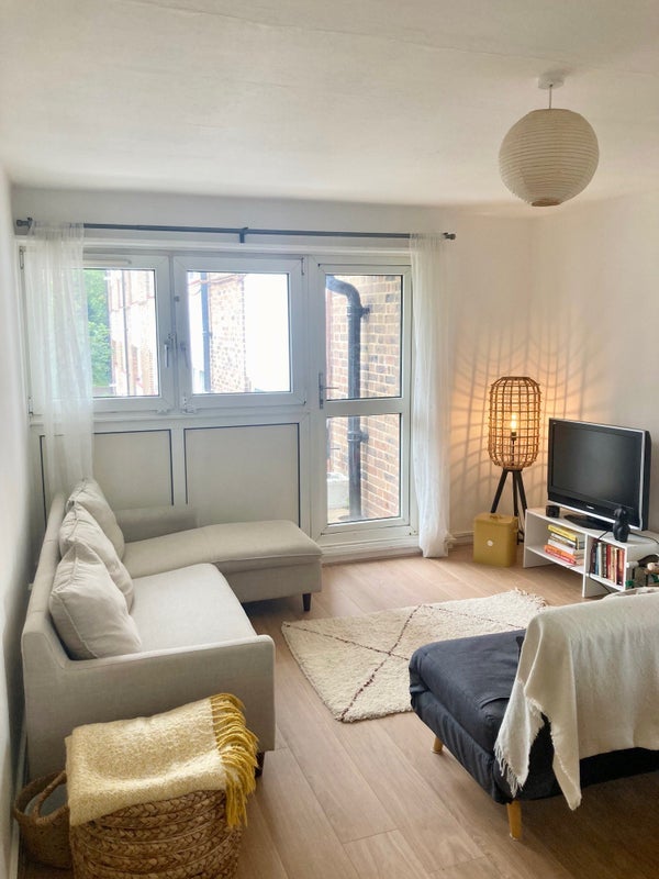 Room Stoford Close in Greater London
