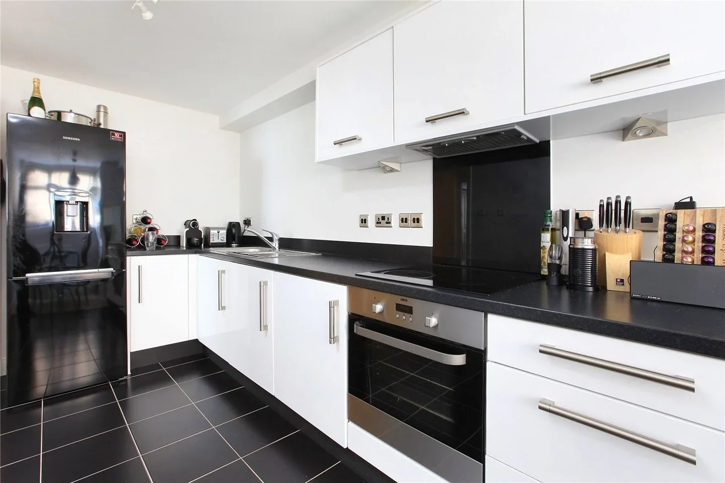 Flat Limerick Close in Greater London