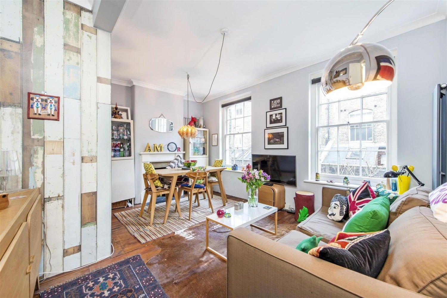 Flat Fanshaw Street in Greater London