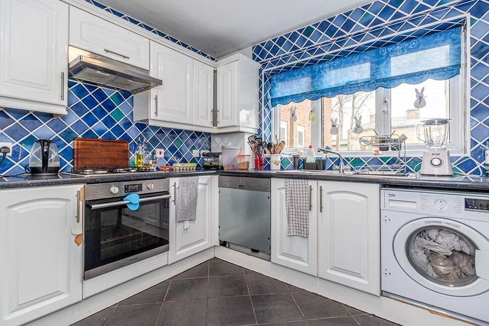 Flat Meadowbank in Greater London