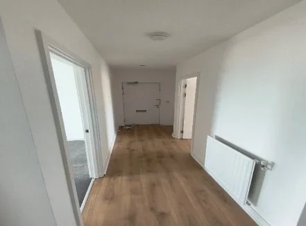 Flat Dowding Drive in Greater London