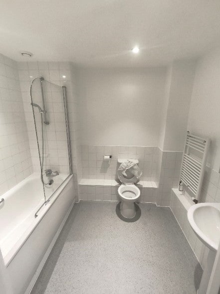 Flat Dowding Drive in Greater London