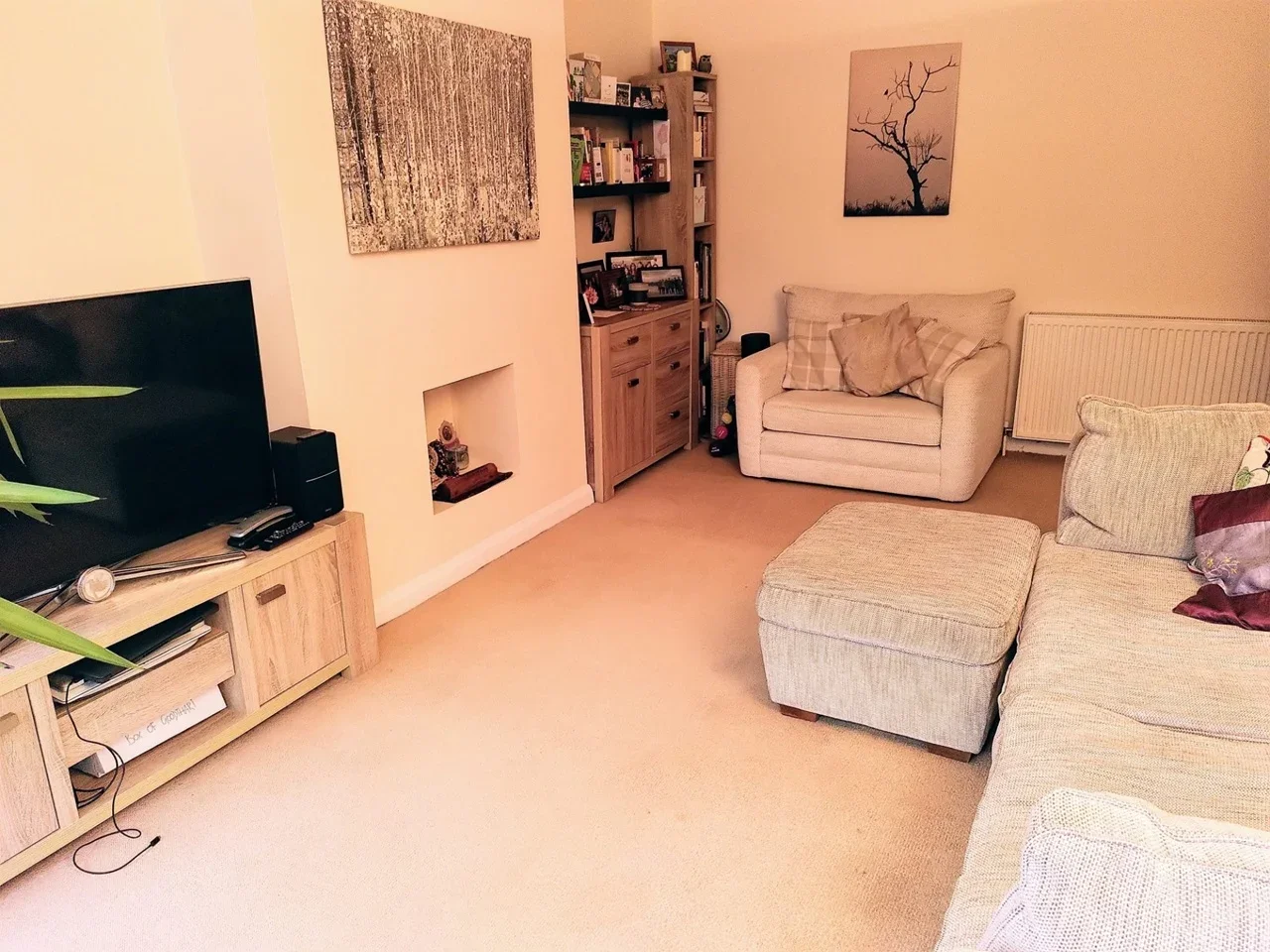 Flat Sterling Avenue in Greater London