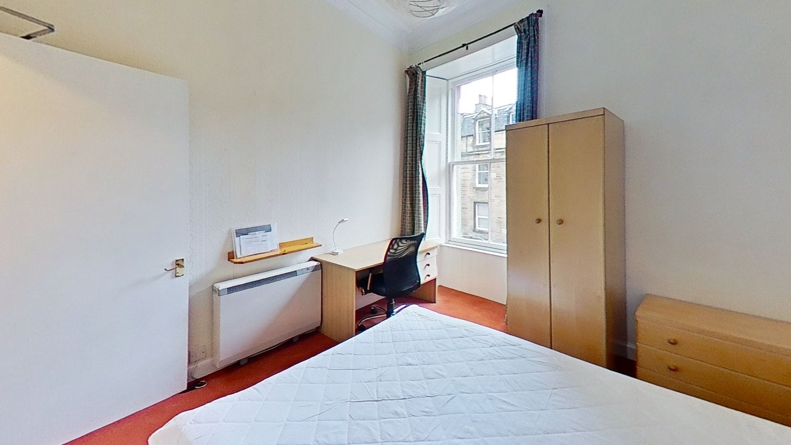 Flat Blackwood Crescent in City of Edinburgh