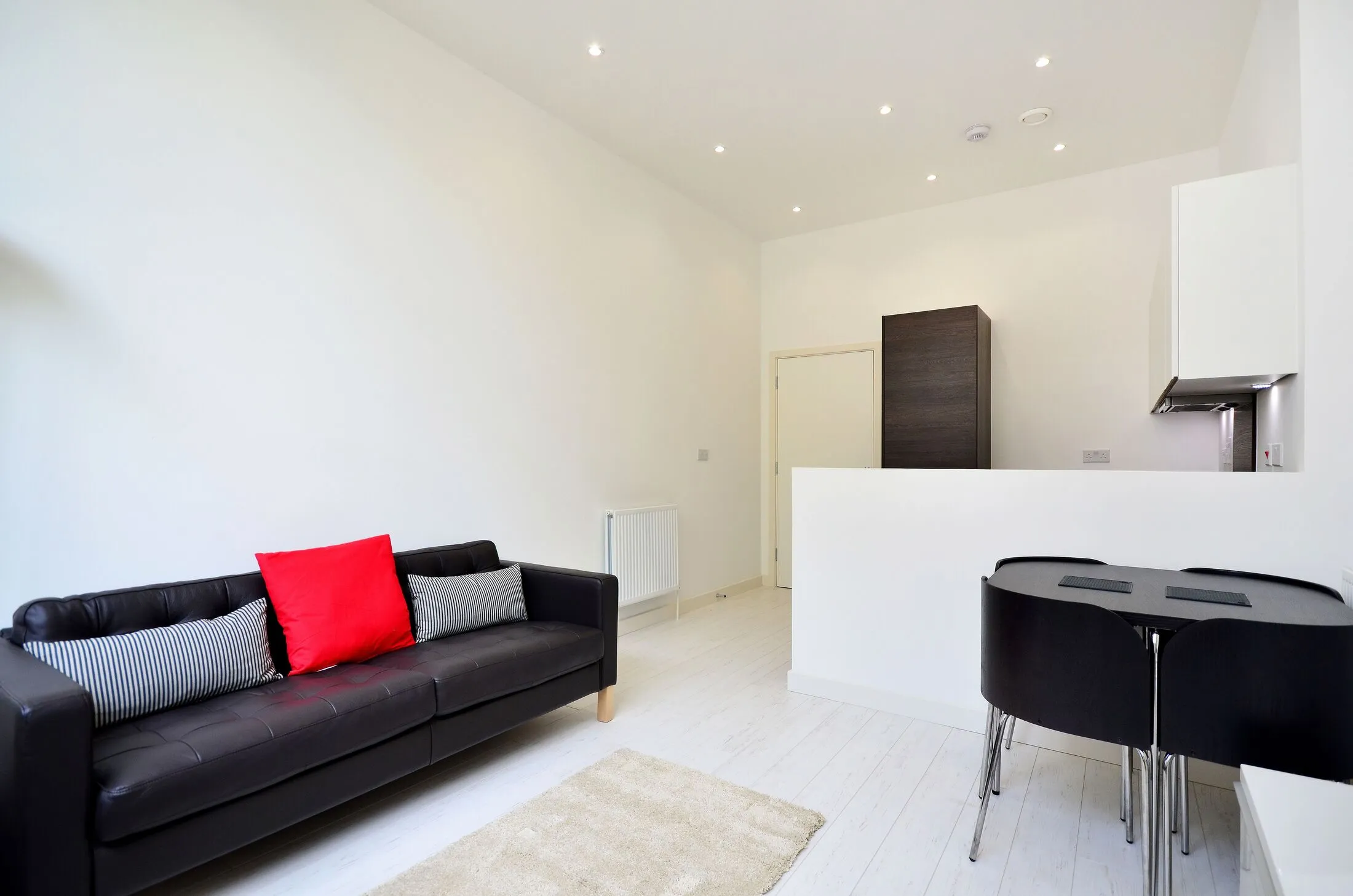Flat Great West Road in Greater London