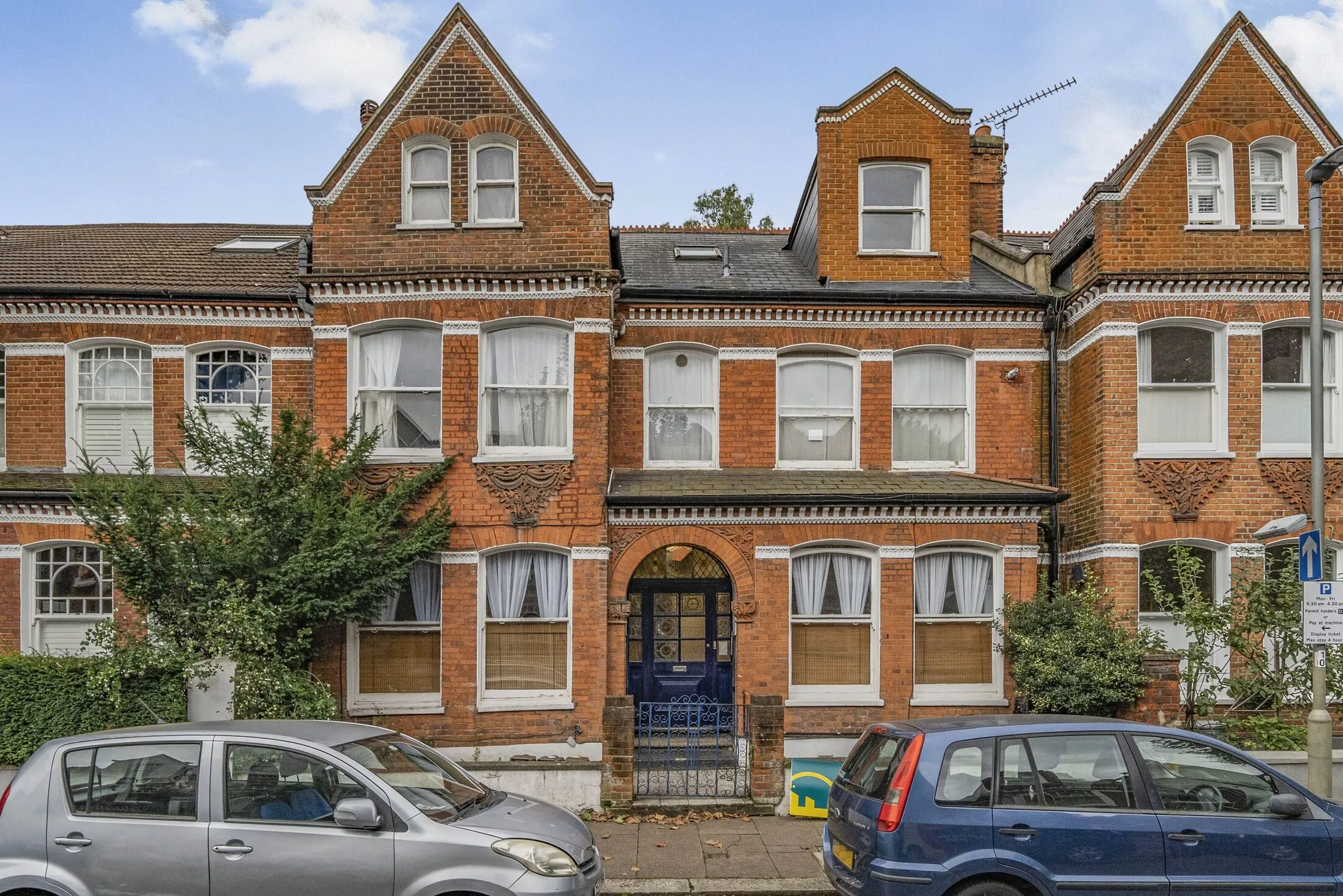 Flat Dalebury Road in Greater London