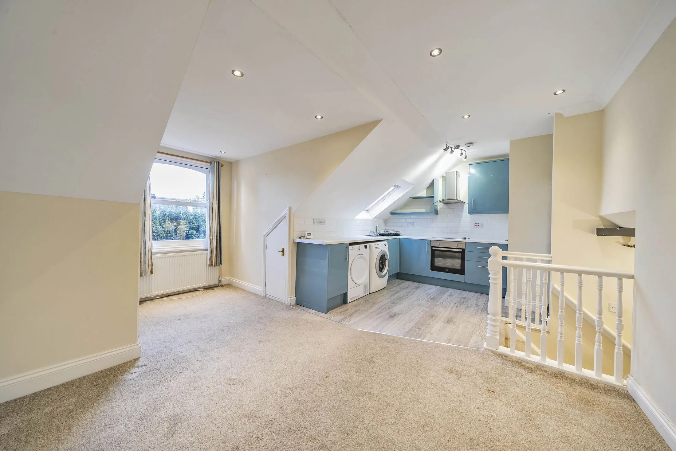 Flat Dalebury Road in Greater London