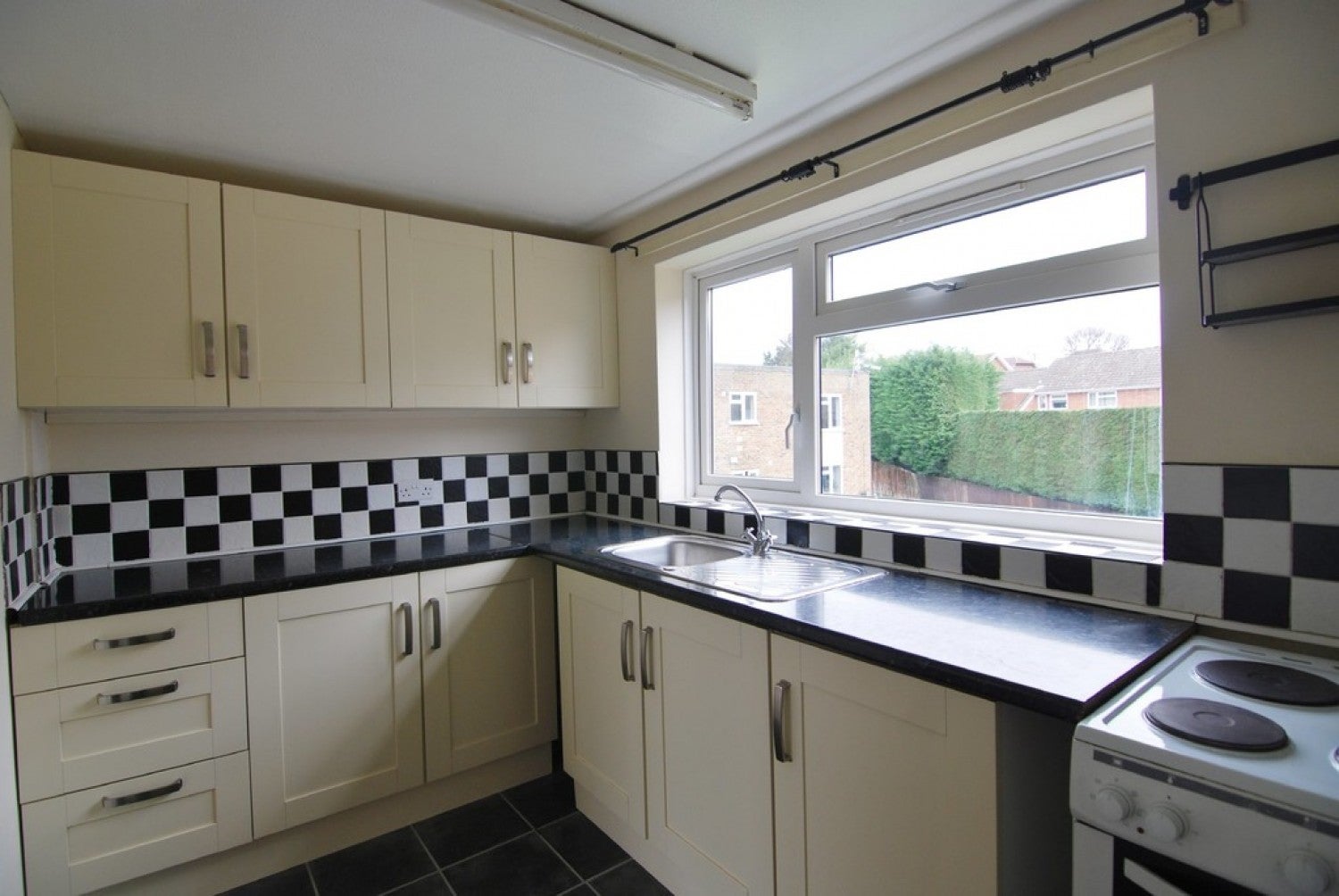Flat Darenth Avenue in Tonbridge and Malling