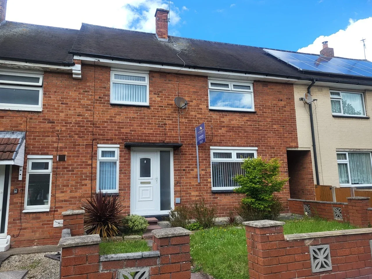 House Charter Crescent in Ellesmere Port