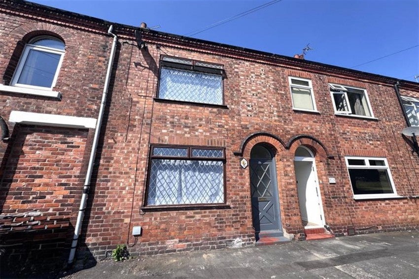 House Alan Street in Northwich