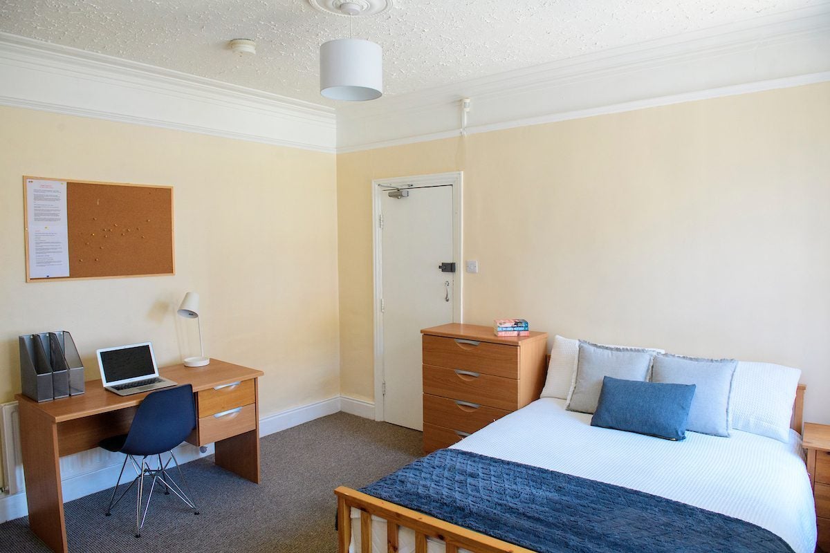 Room Portland Street in Lincoln