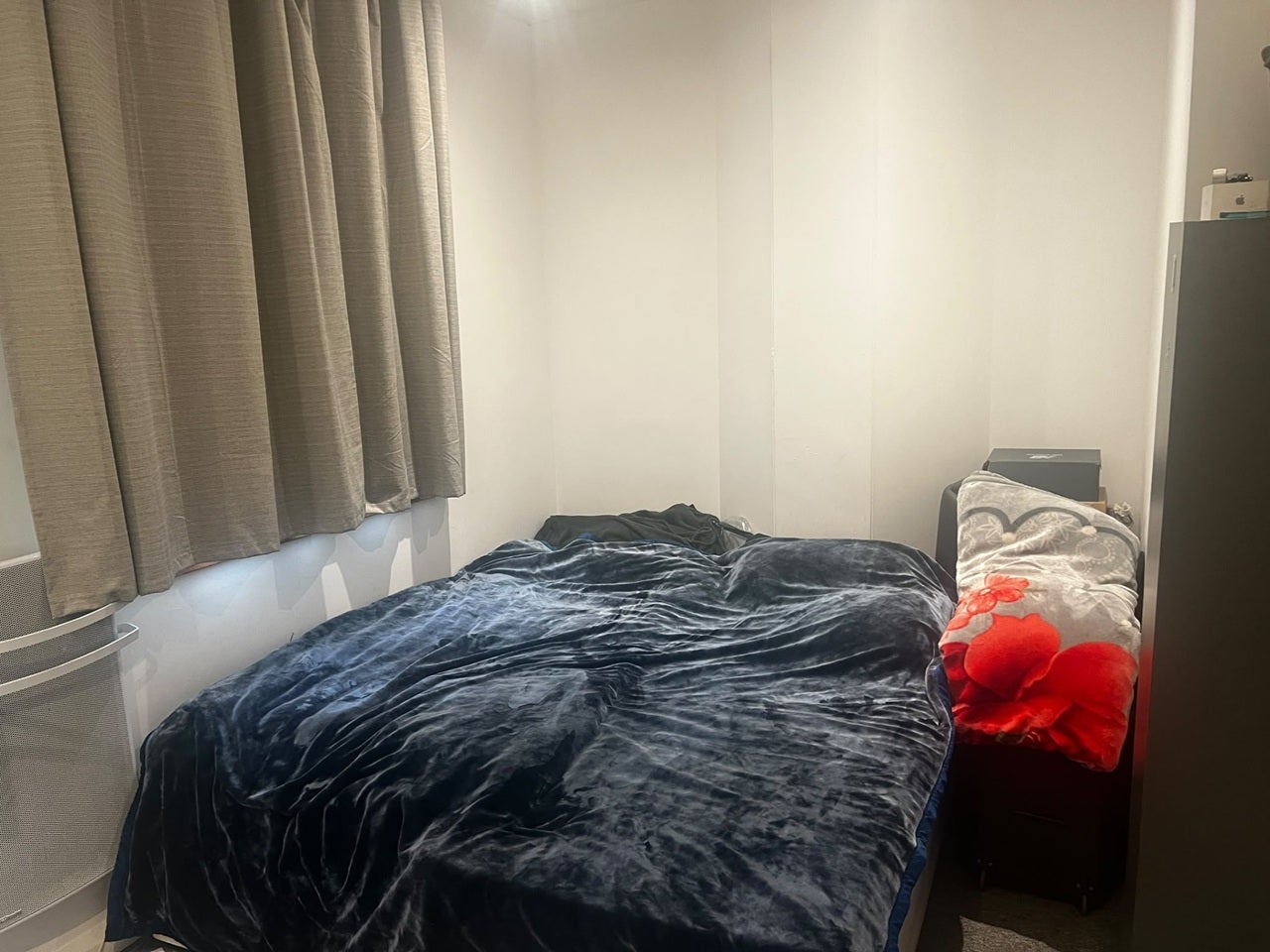 Flat Manchester Road in Greater London