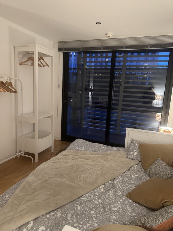 Room Ellesmere Street in Manchester