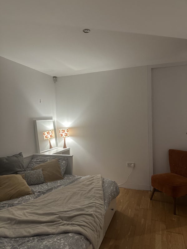 Room Ellesmere Street in Manchester