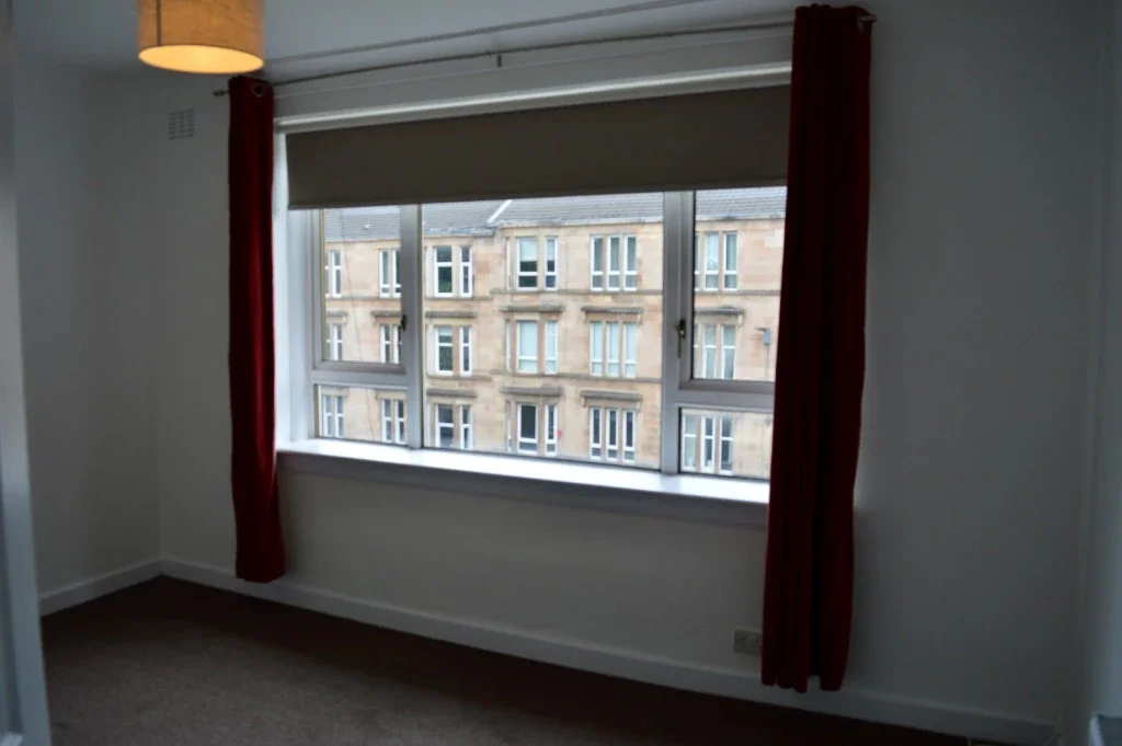 Flat Clarkston Road in Glasgow