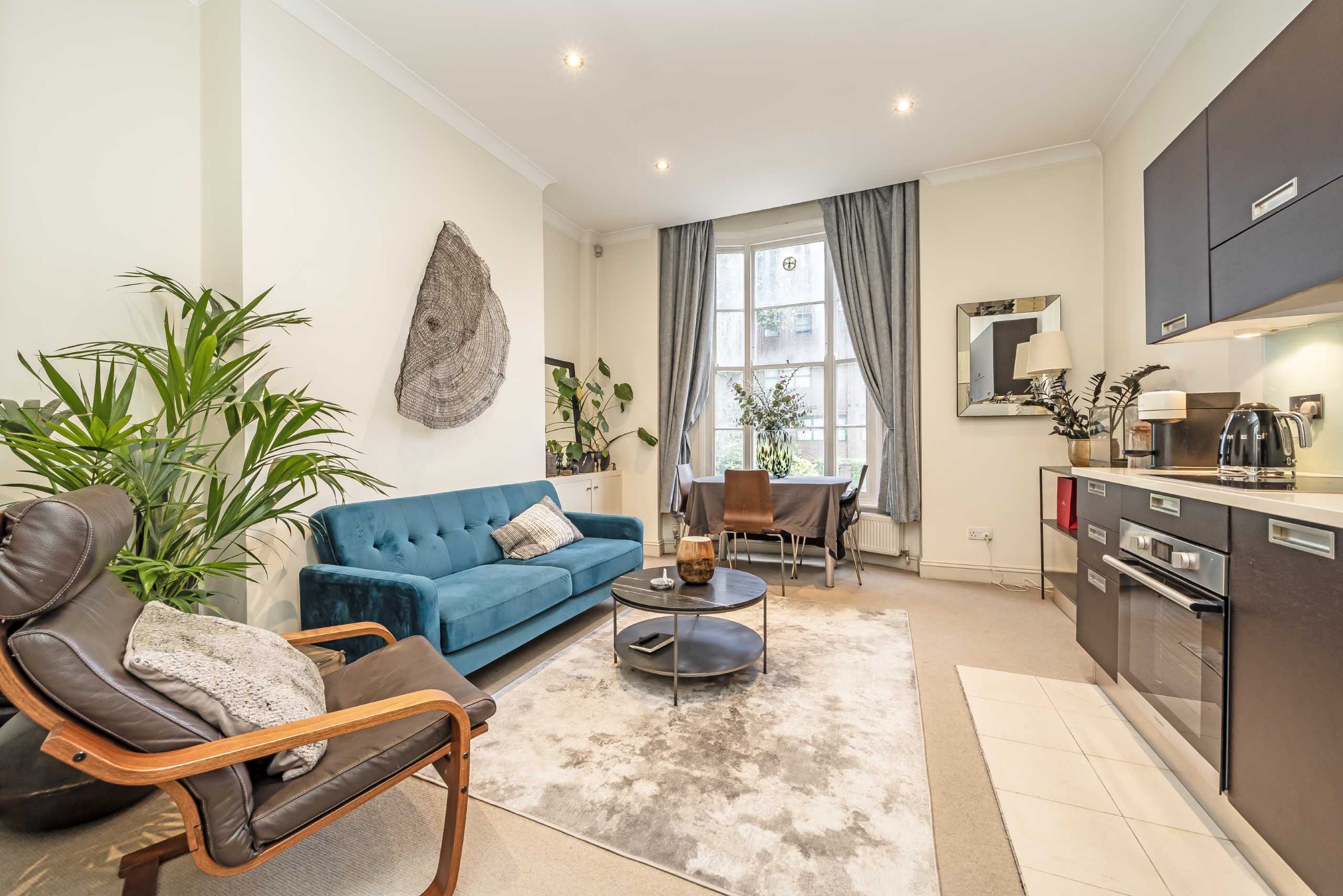 Flat Westbourne Park Villas in City of Westminster