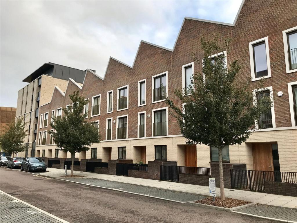 Flat Keirin Road in Greater London