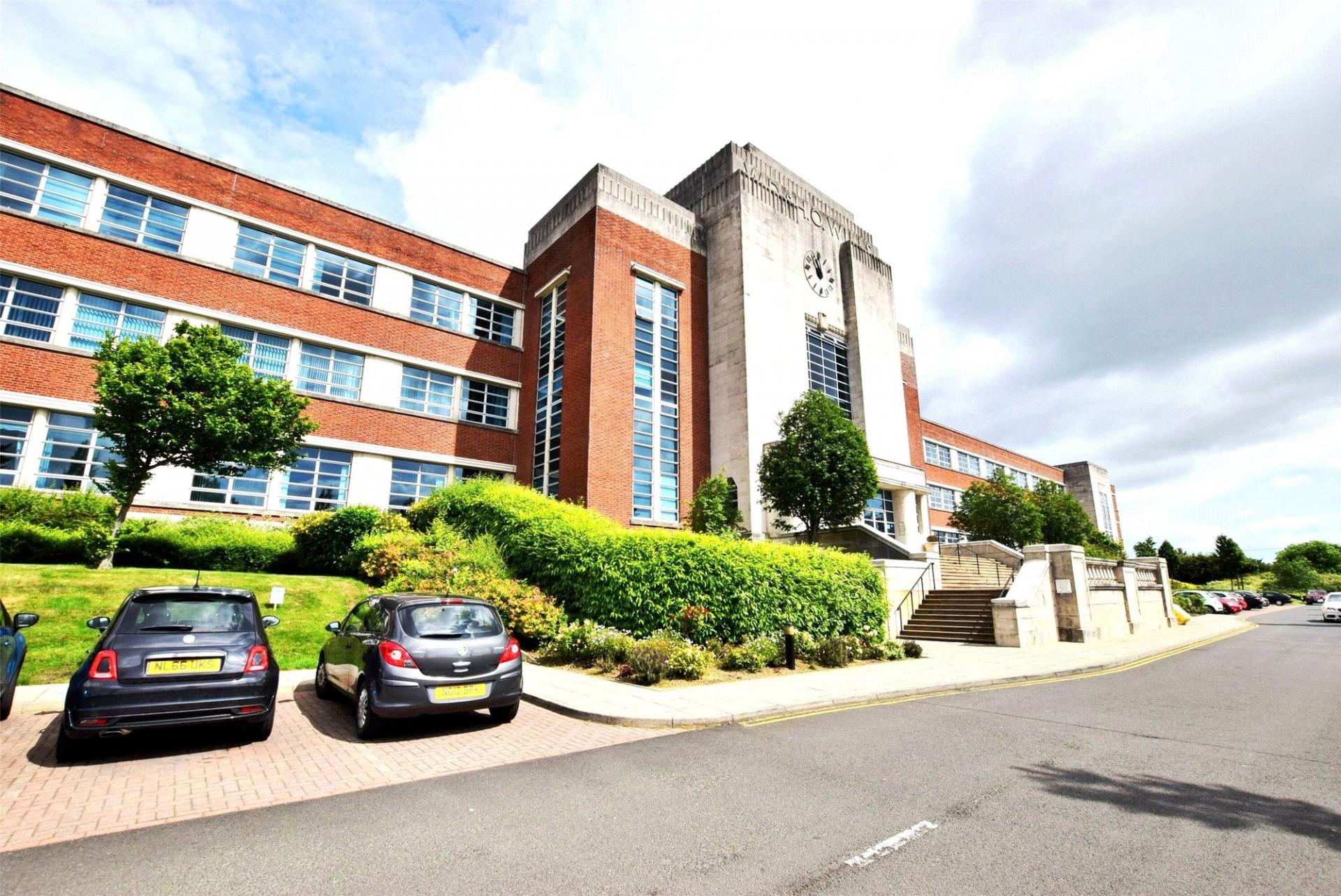 Flat Wills Mews in Newcastle upon Tyne