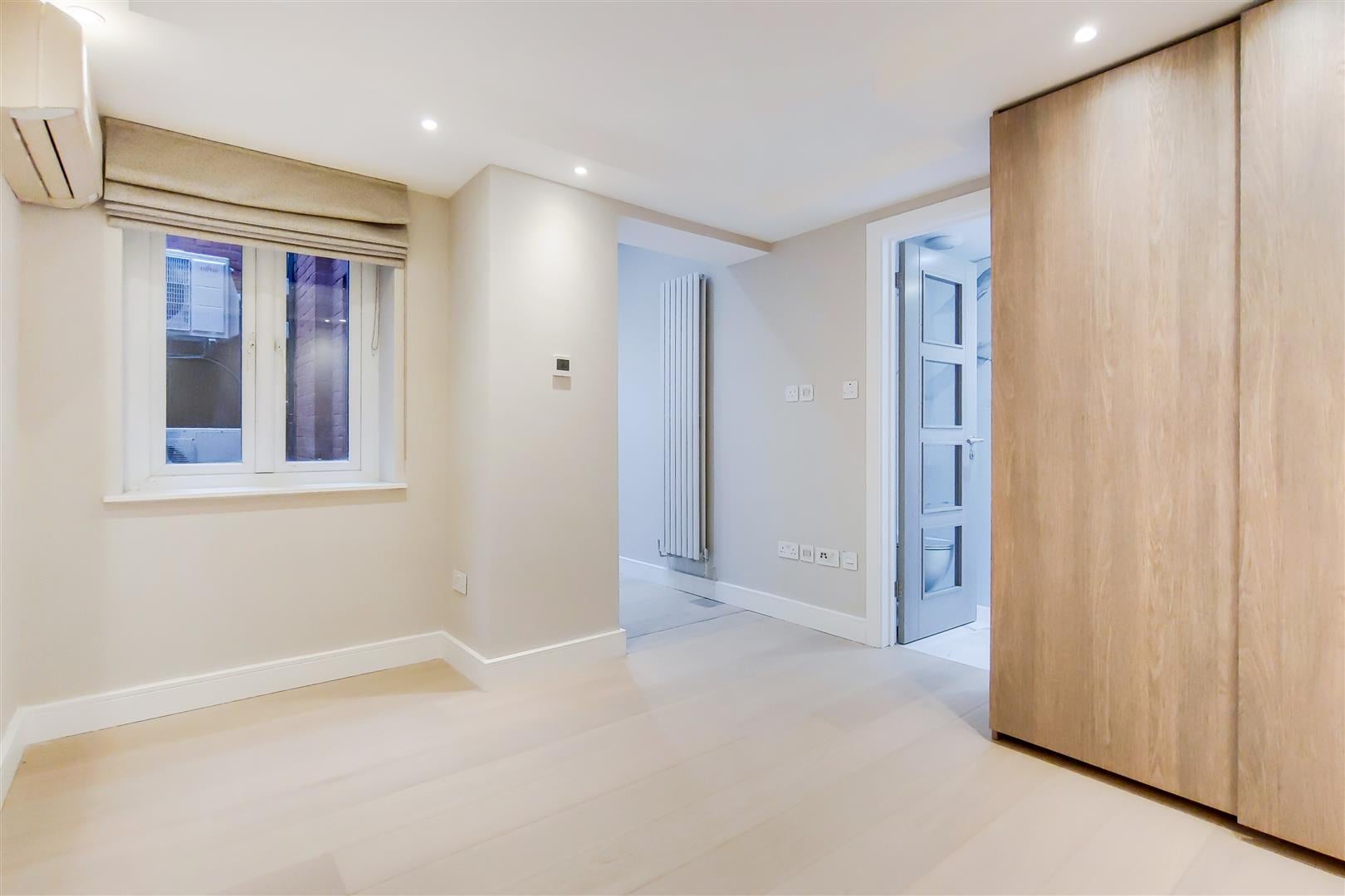Flat Fitzjohn's Avenue in London
