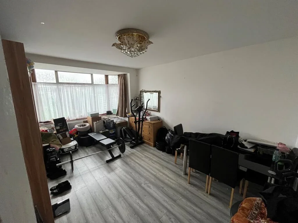 House Upney Lane in Greater London