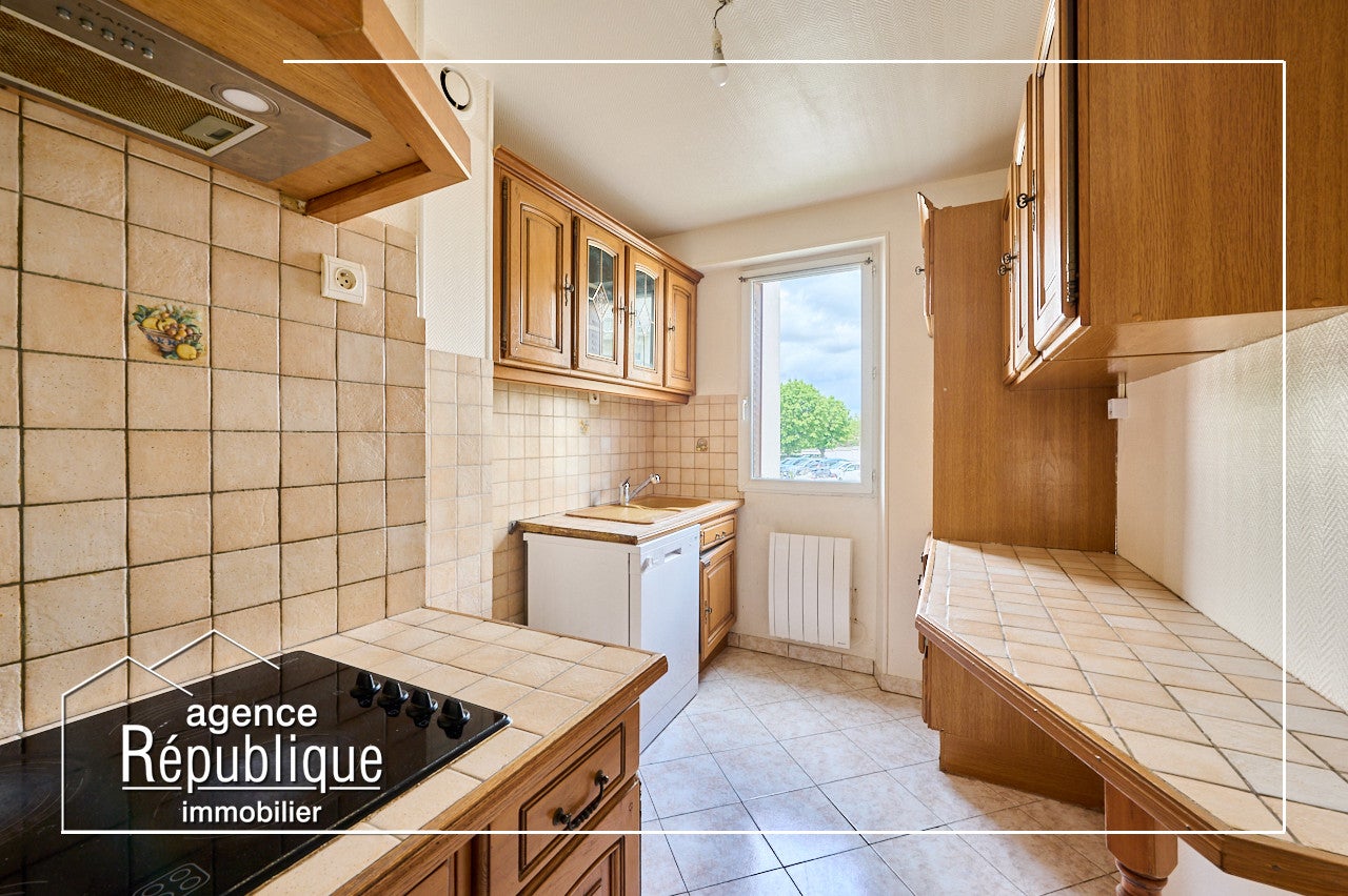 Flat Rue Thurot in Nuits-Saint-Georges