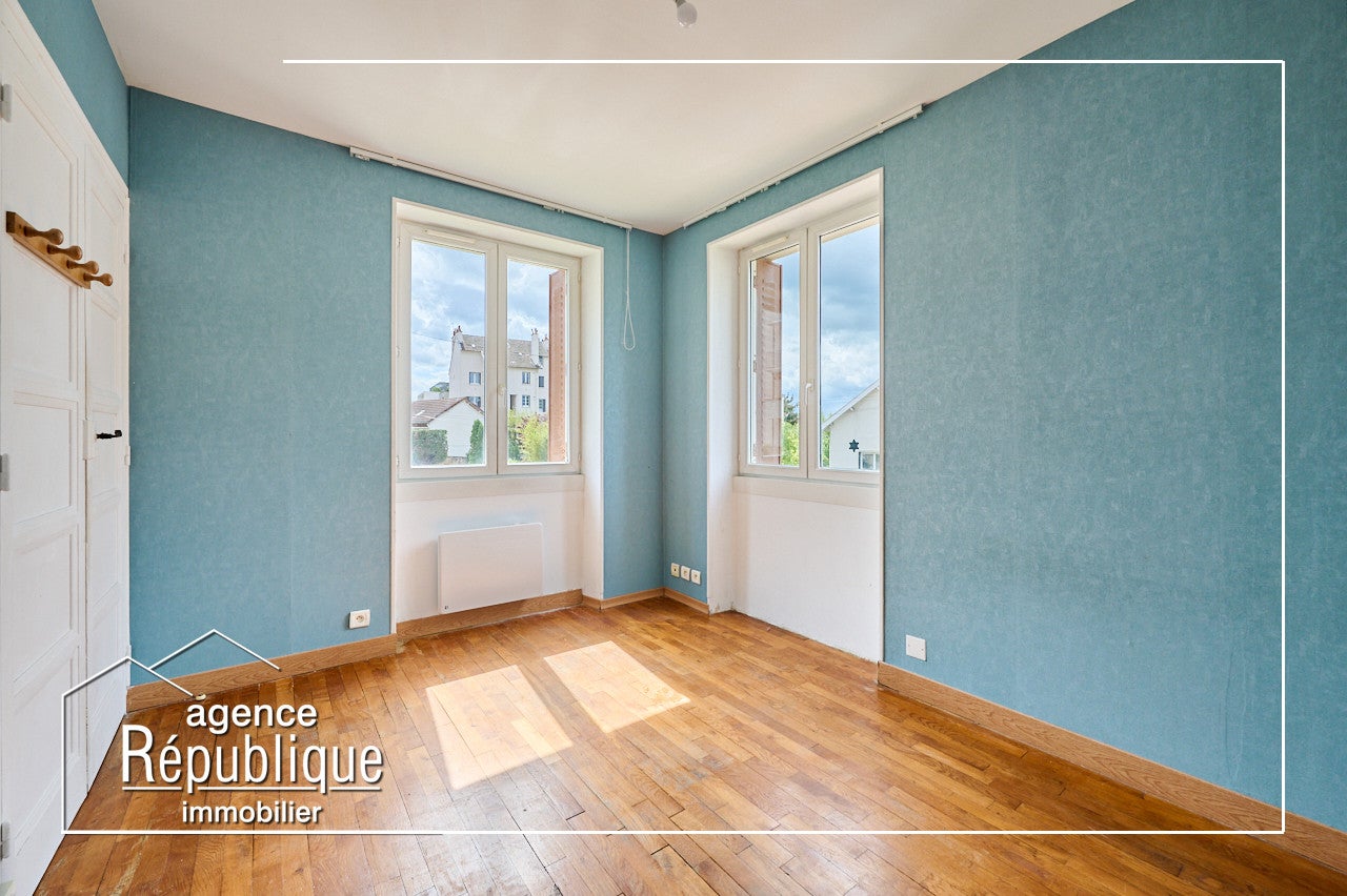 Flat Rue Thurot in Nuits-Saint-Georges