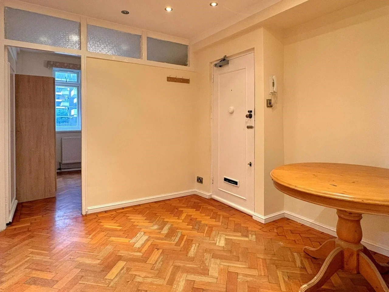 Flat Townshend Road in City of Westminster