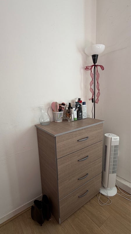 Room The Curve in Greater London