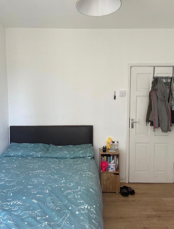 Room The Curve in Greater London