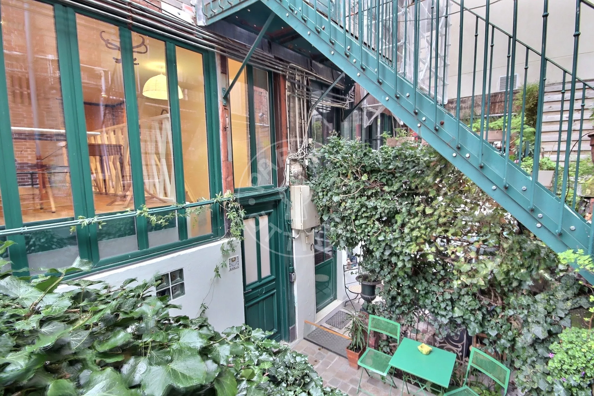 Flat Cité Falguière in Paris