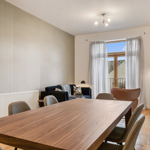 Flat Kingsgate Place in Greater London