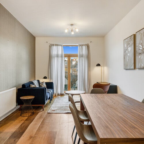 Flat Kingsgate Place in Greater London