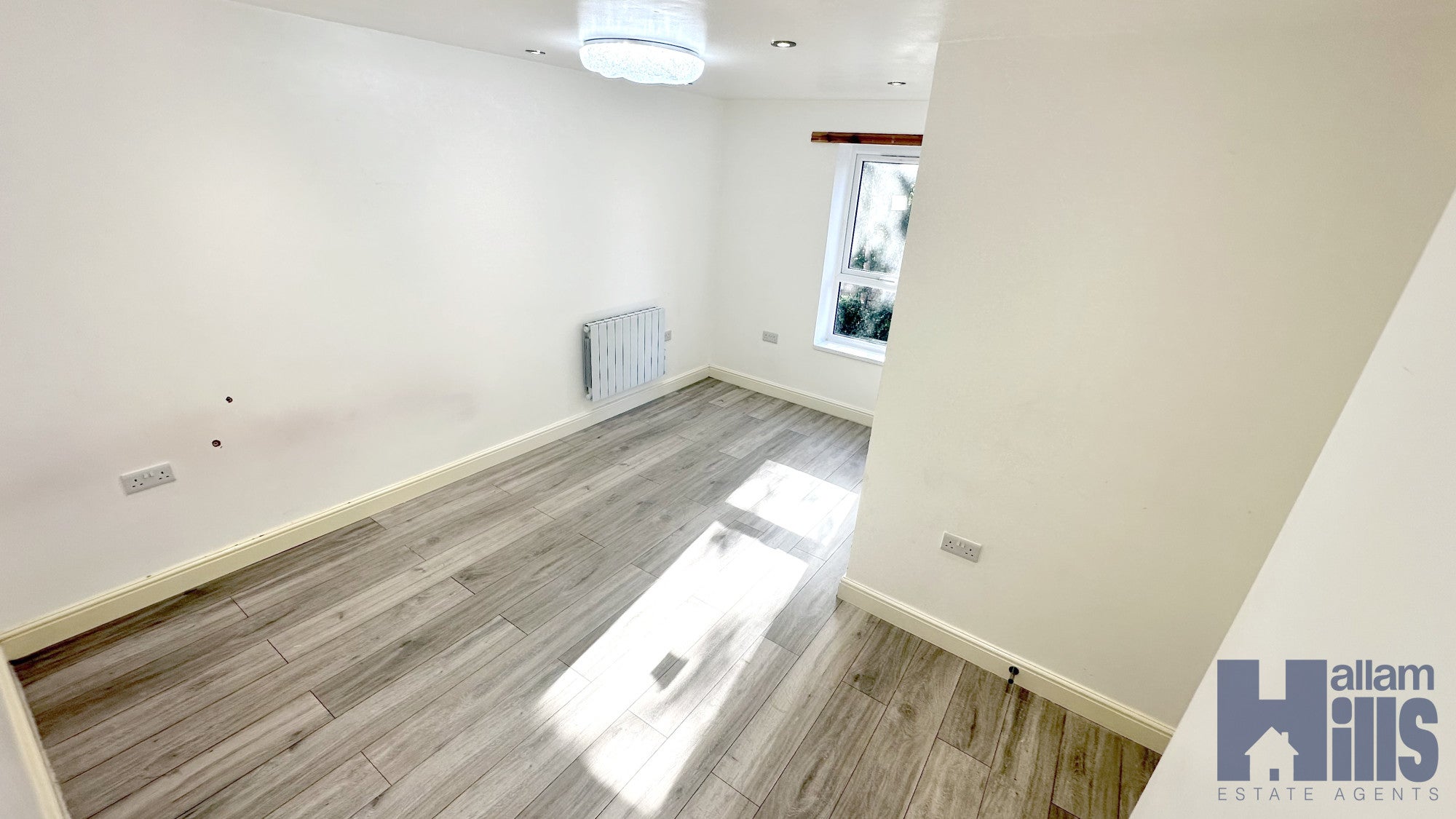 Flat Monckton Road in Sheffield