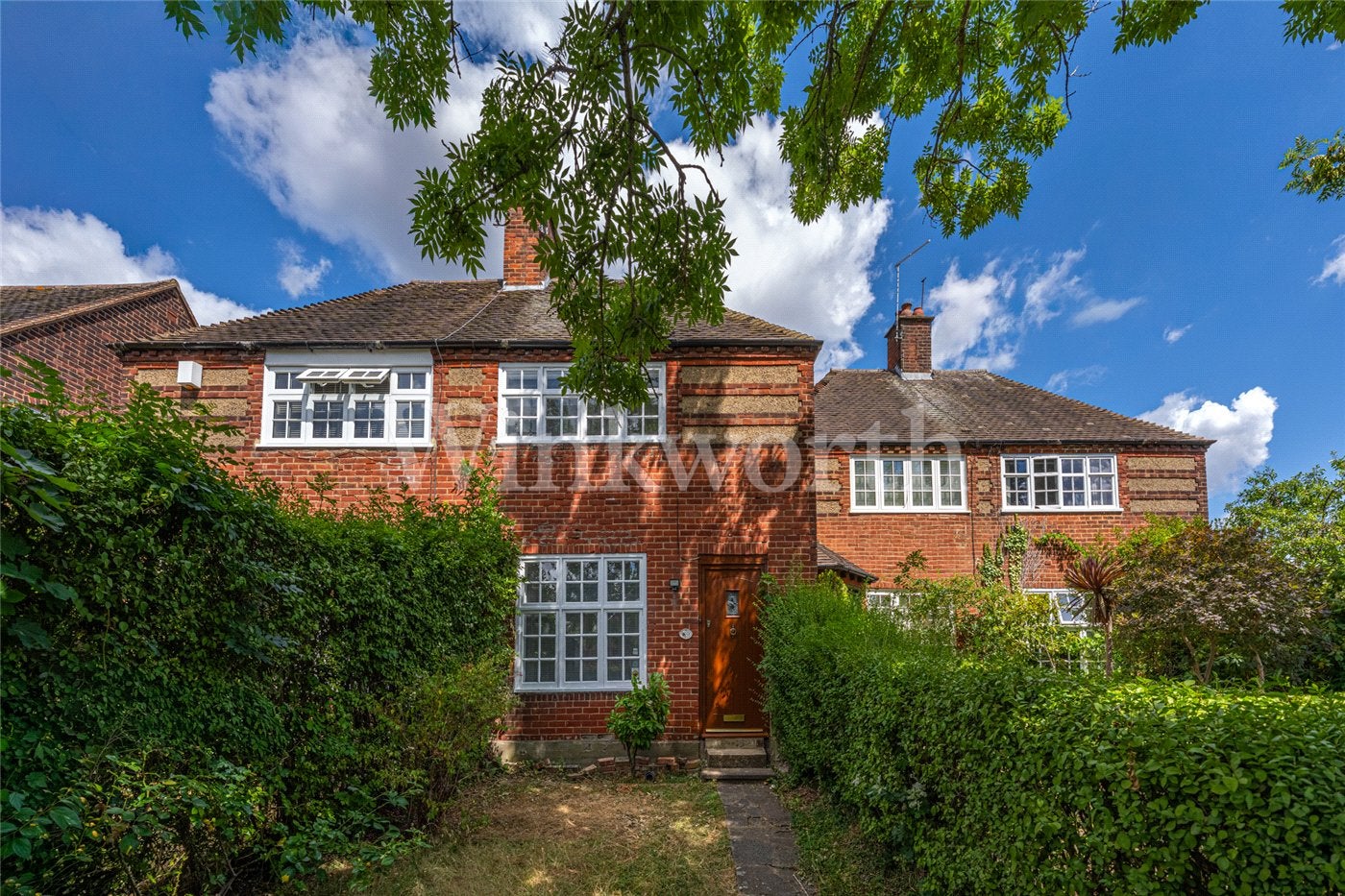 House Falloden Way in Greater London