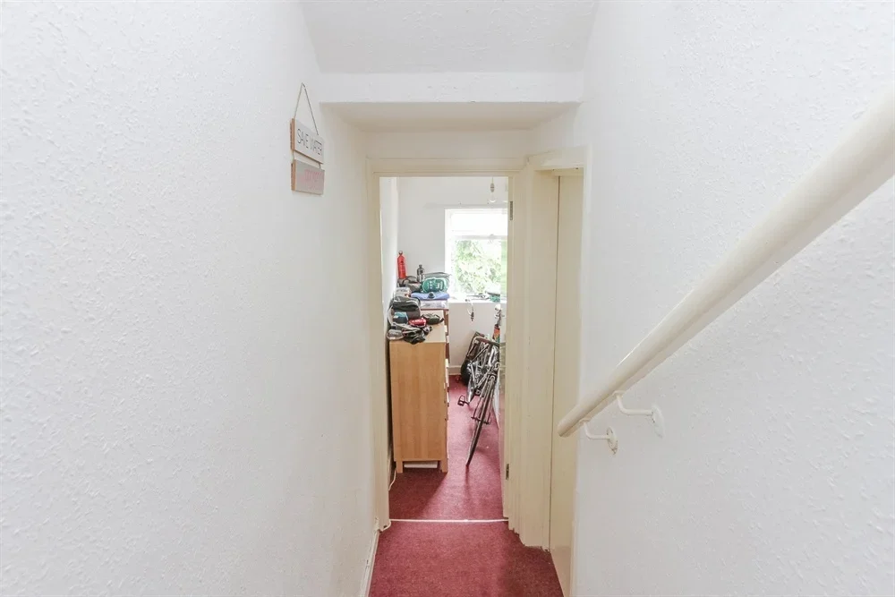 Flat Endlesham Road in Greater London