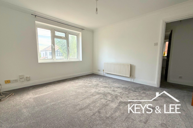 Flat Mawney Road in Greater London