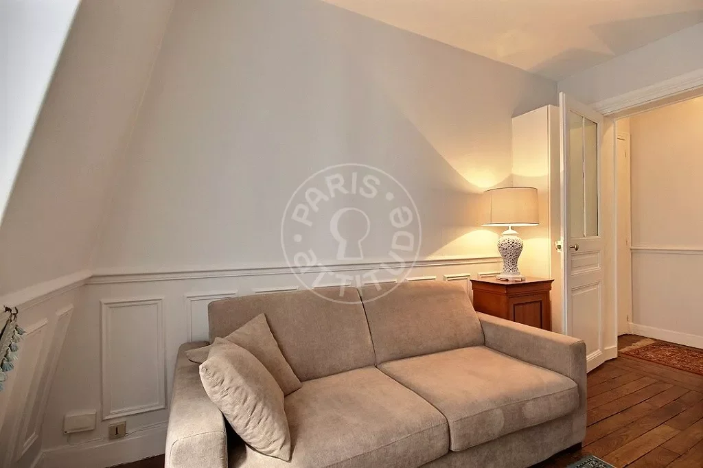 Appartement Rue des Renaudes à Paris
