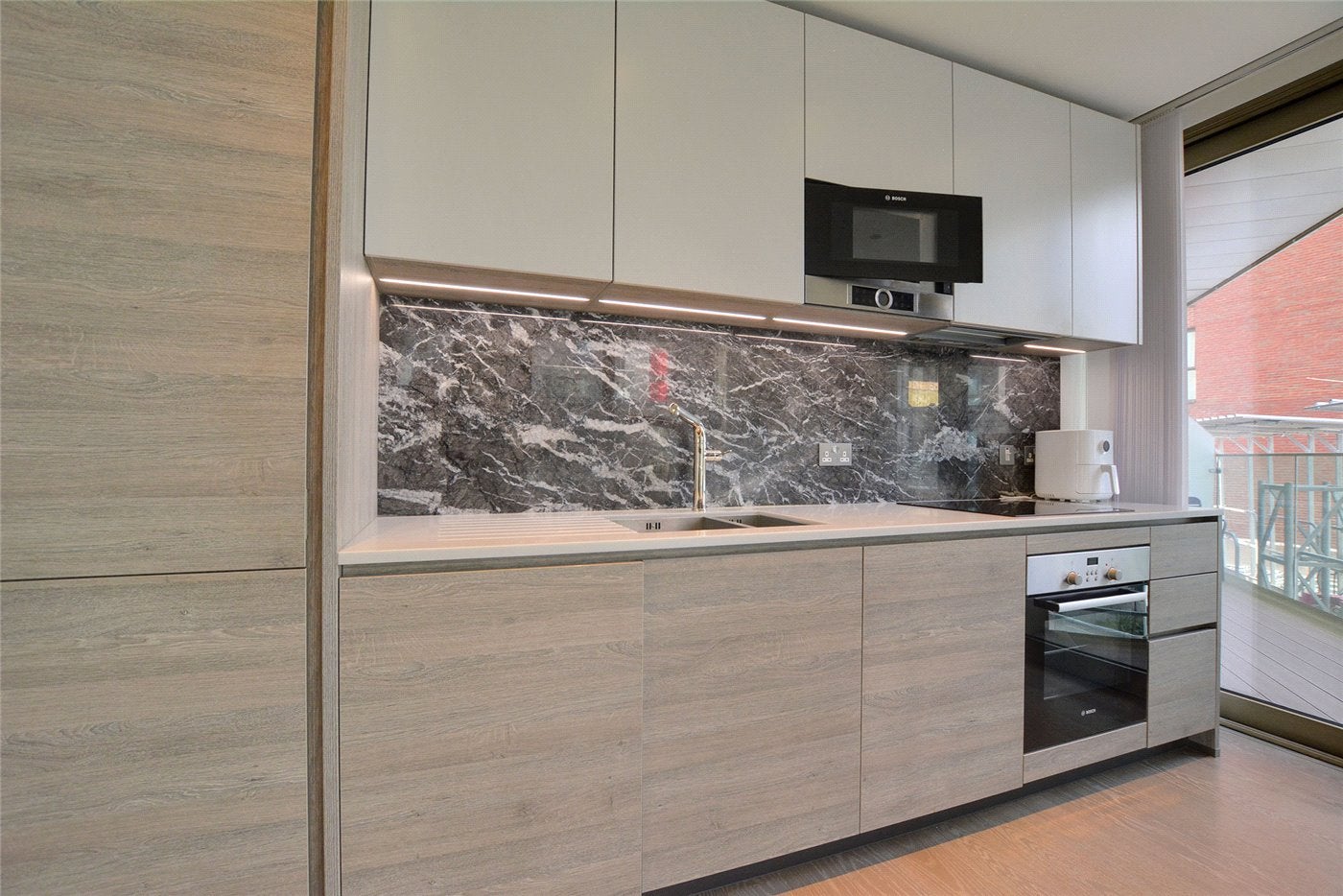 Flat Pilot Walk in Greater London