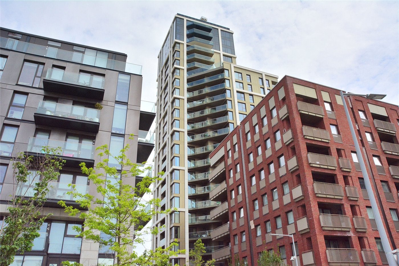Flat Pilot Walk in Greater London